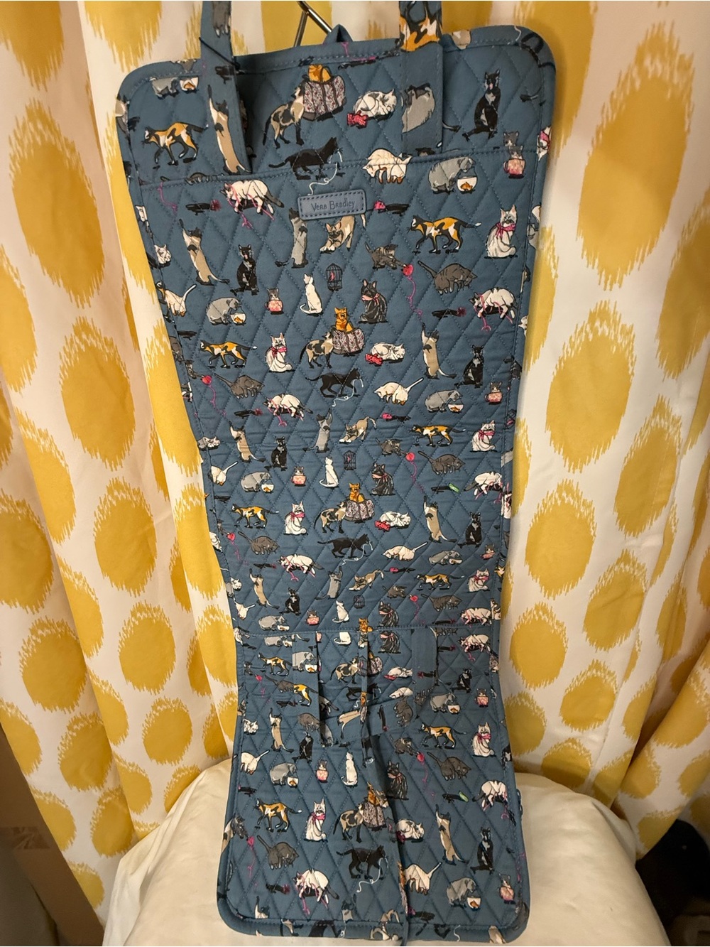 Vera Bradley Hanging Travel Organizer - Cat’s Meow- Discontinued - Picture 2 of 3